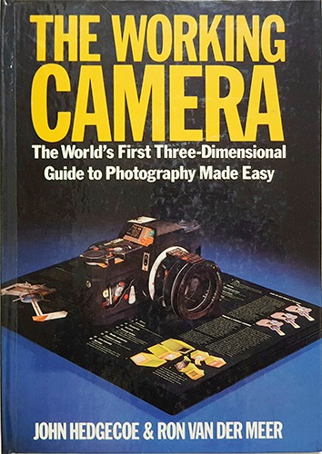 The Working Camera: The World&#039;s First Pop-up Guide to Photography(1986년 초판본)