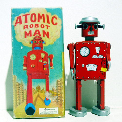 Atomic Robot(양철 로봇)